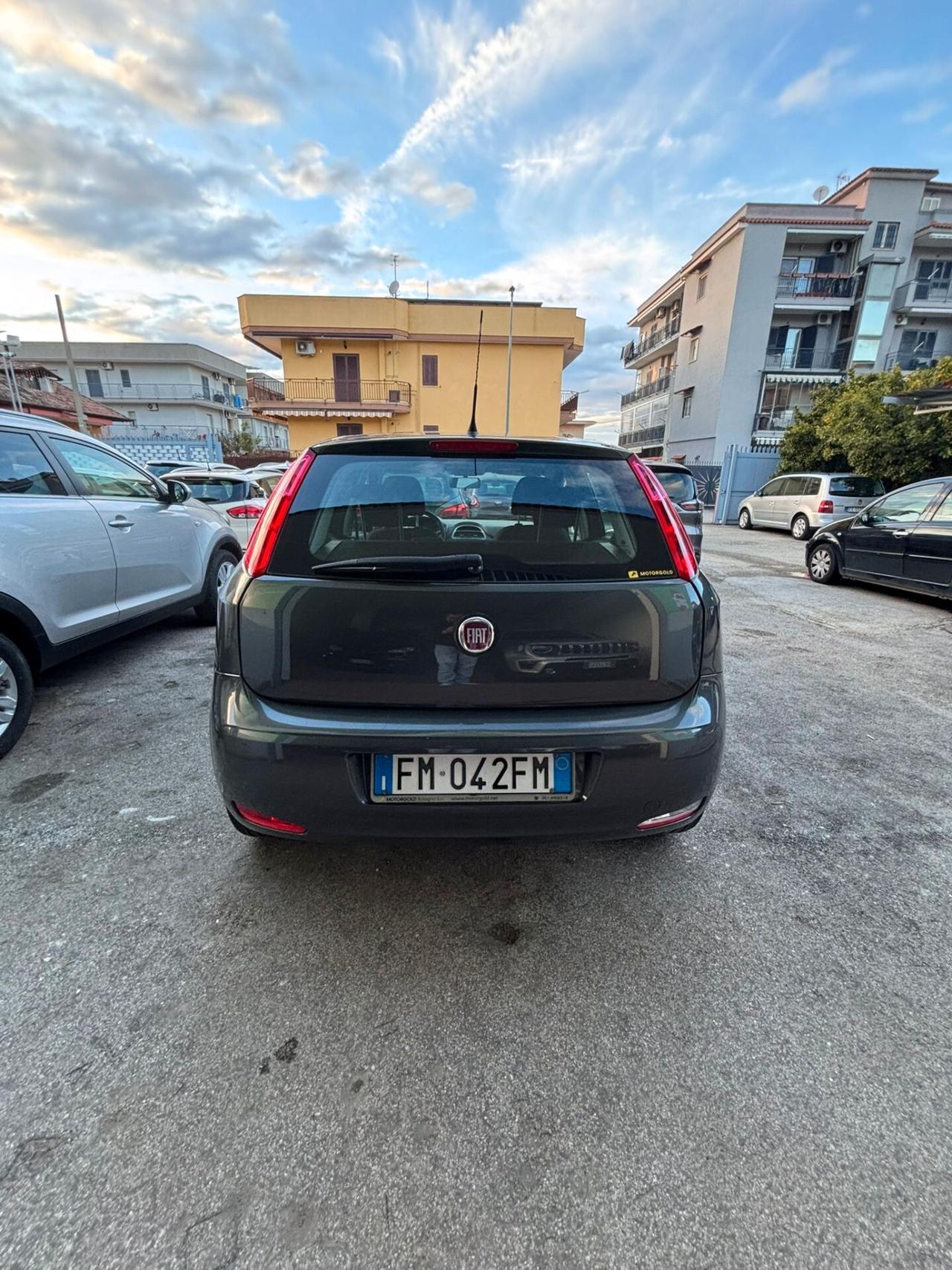 Fiat Punto 1.4 8V 5 porte Natural Power Street