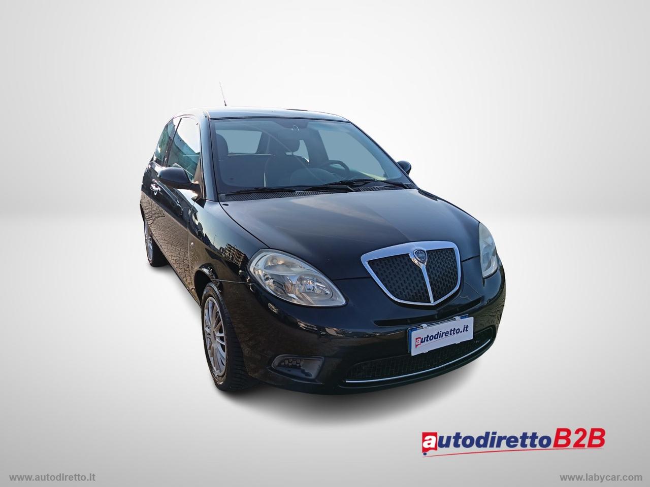 LANCIA Ypsilon 1.2 Versus