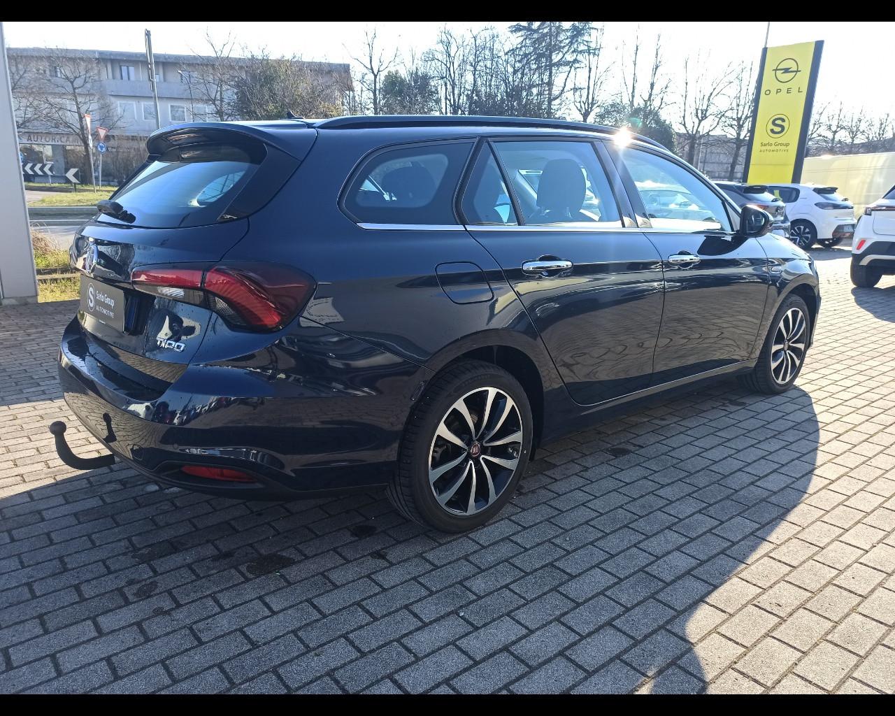 FIAT Tipo (2015-->) - Tipo 1.6 Mjt S&S SW Easy