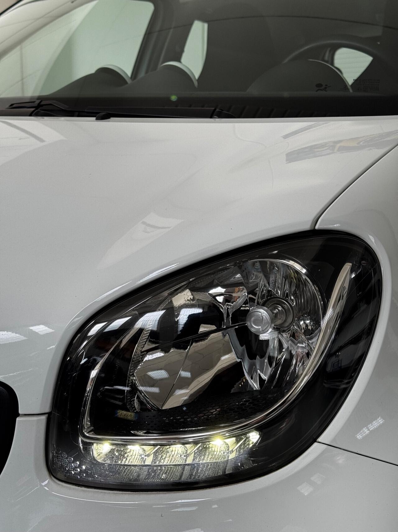 Smart ForFour 70 1.0 Perfect Ok Neopatentati