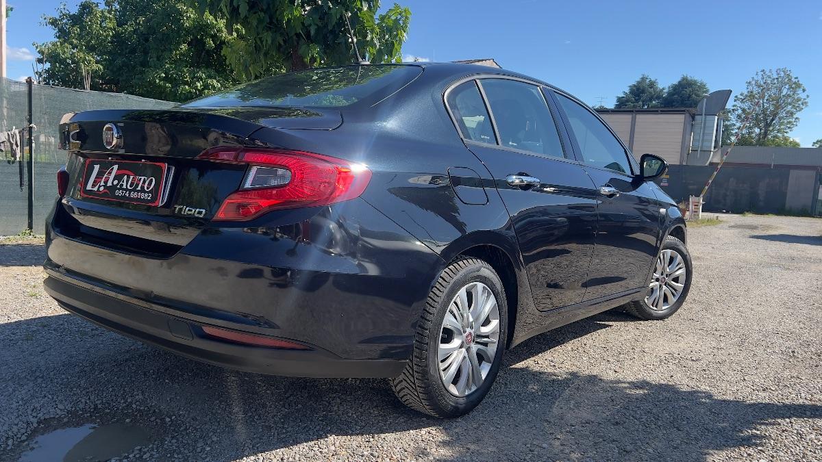 FIAT - Tipo 4p 1.4 Lounge 95cv