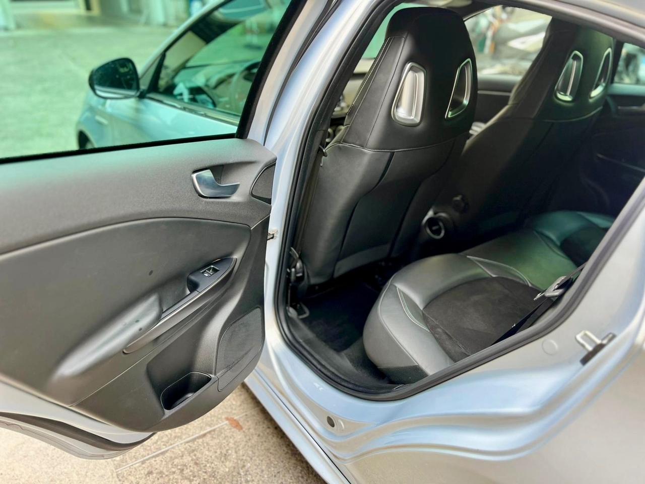 Alfa Romeo Giulietta TBI Quadrifoglio Verde TCT