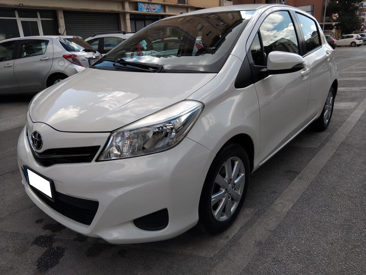 TOYOTA YARIS 1.0 KW51 GARANZIA 12 MESI NEOPATENTATI