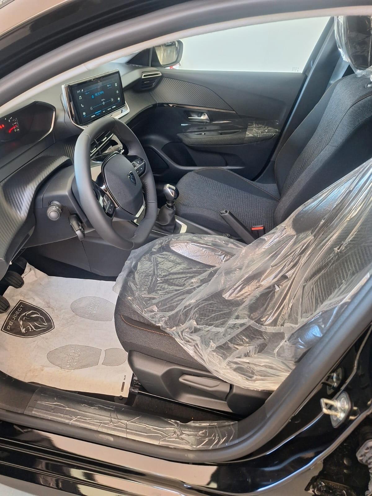 Peugeot 208 EDITION 1.2 BENZINA NUOVA