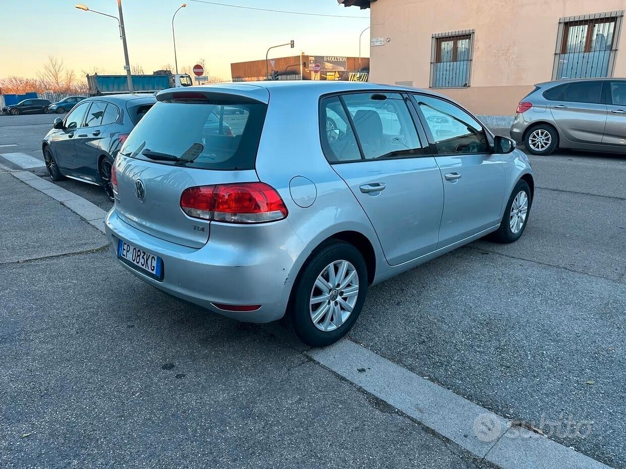 Volkswagen Golf 1.6 TDI DPF 5p. Highline