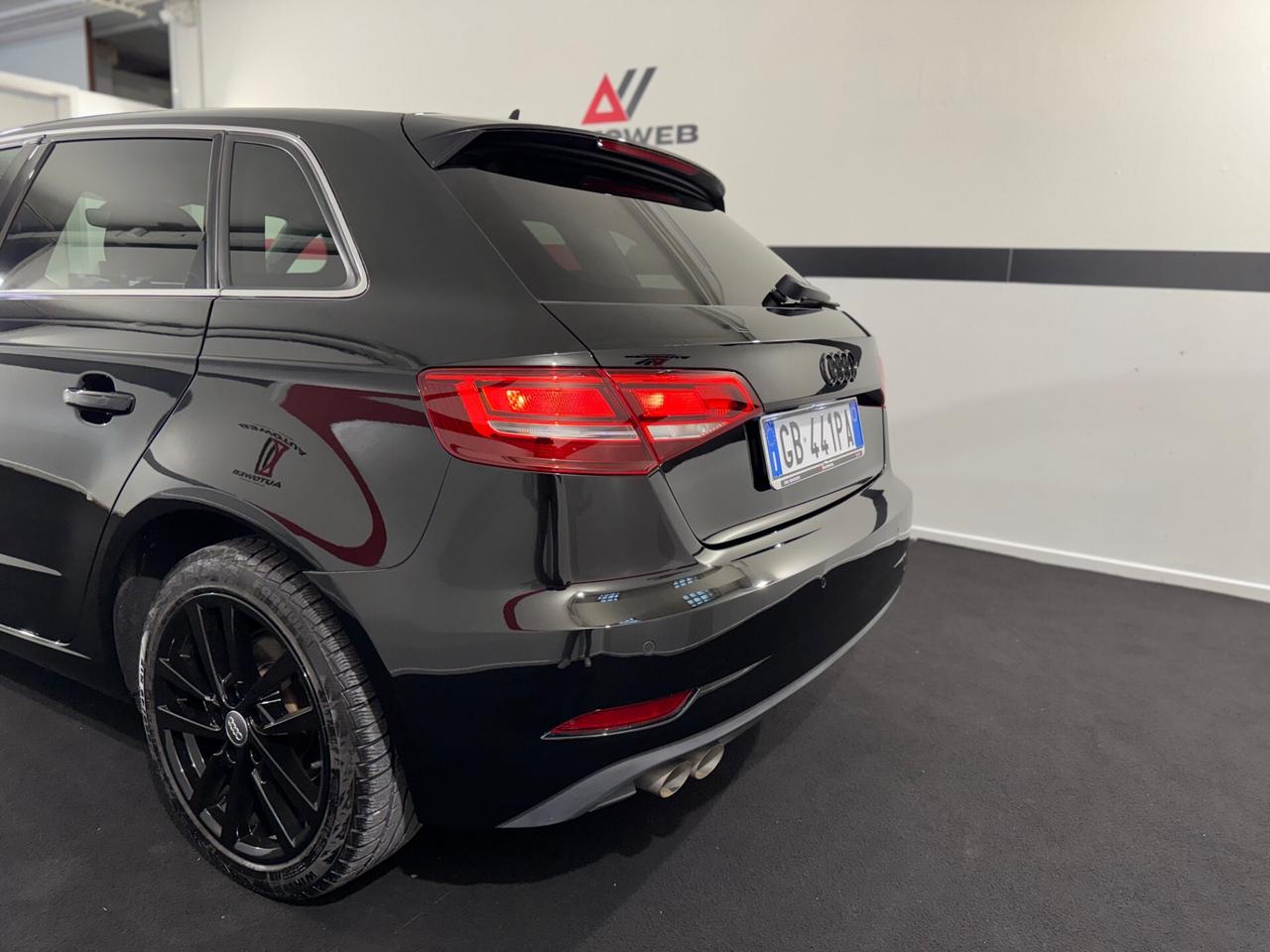 Audi A3 SPB 35 TDI S tronic Admired Identity Black