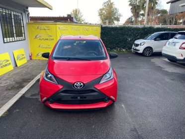 Toyota Aygo 1.0 VVT-i 69 CV 5 porte x-business