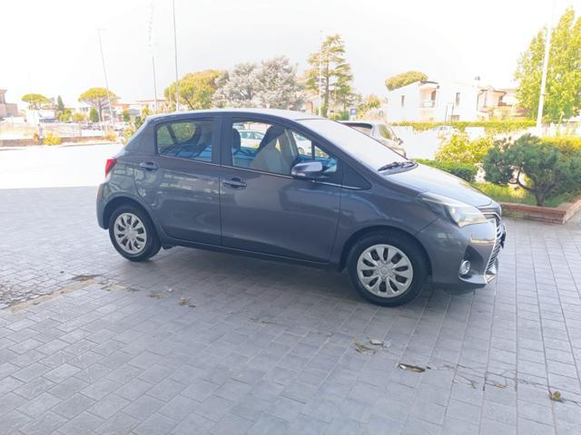 TOYOTA Yaris 1.0 5 porte Active
