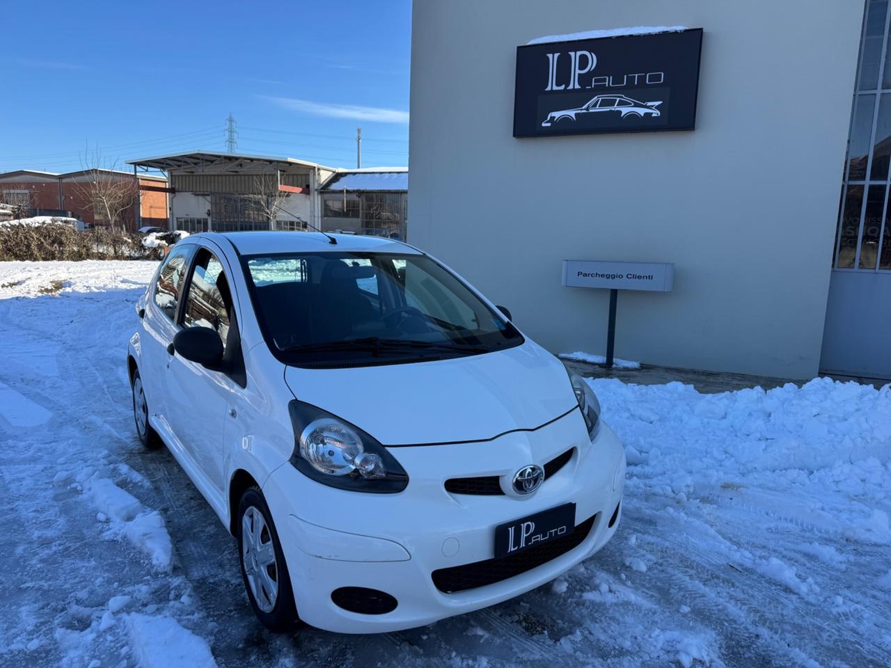 Toyota Aygo 1.0 12V VVT-i 5 porte Now Connect