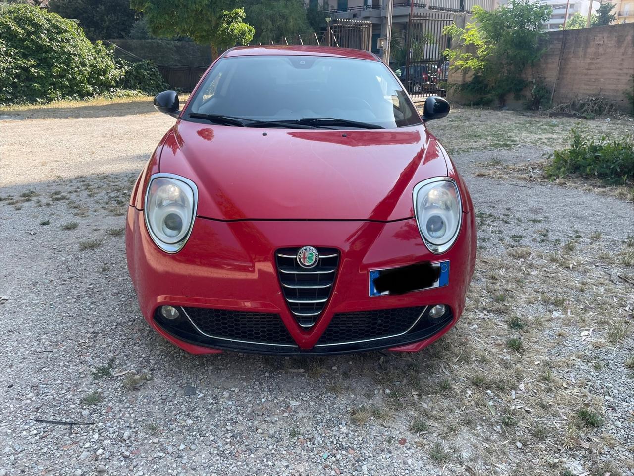 Alfa Romeo MiTo 1.6 JTDm 16V Distinctive Sport Pack