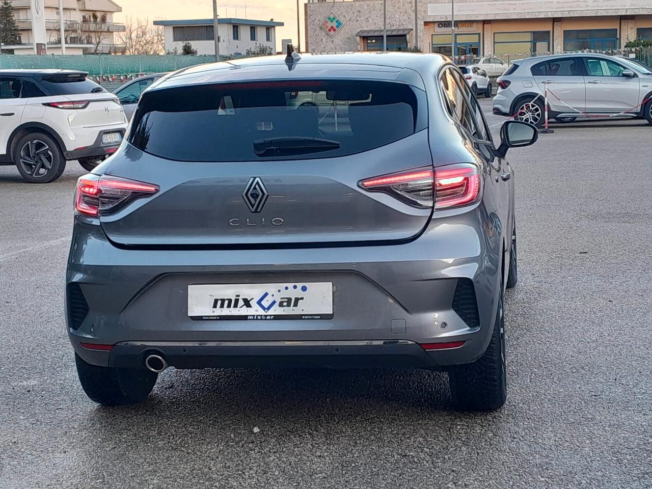 Renault Clio Full Hybrid E-Tech 145 CV 5 porte Techno