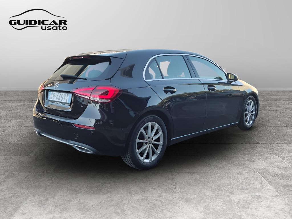 Mercedes-Benz Classe A - W177 2018 - A 180 d Sport auto