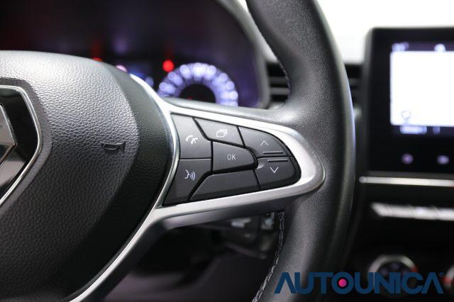 RENAULT Clio TCE 90 CV 5 PORTE BUSINESS FARI LED