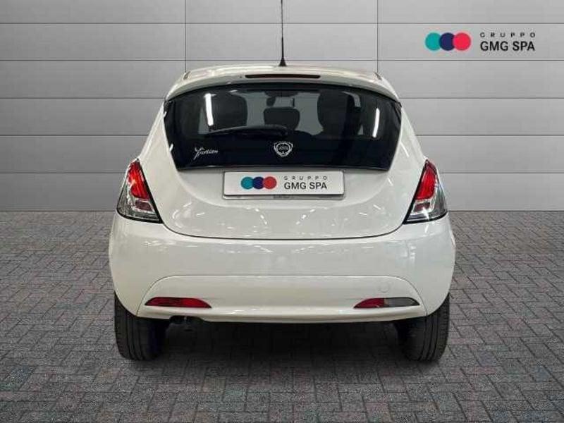 Lancia Ypsilon III 2015 Lancia 1.2 Silver 69cv