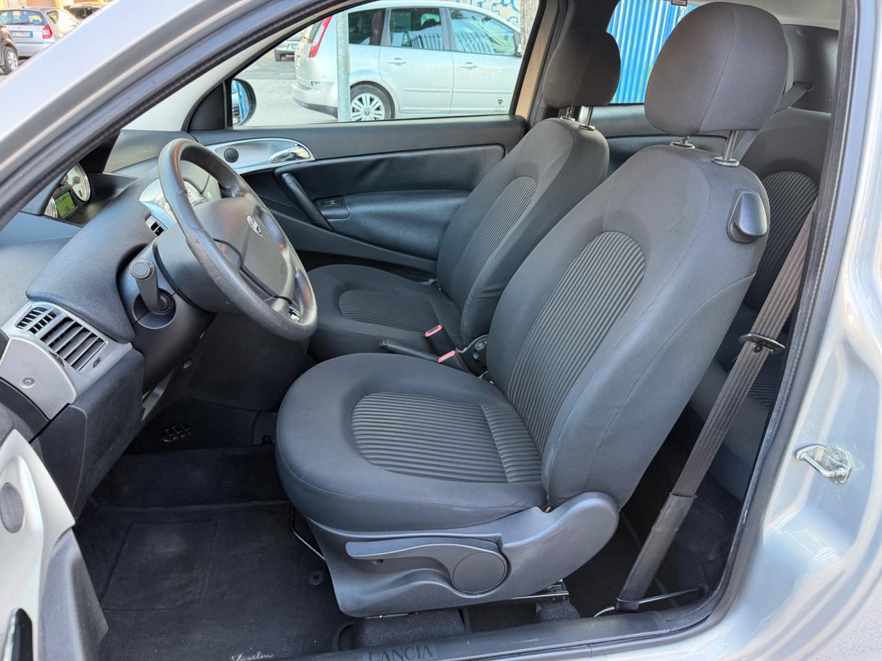 Lancia Ypsilon Cambio Automatico 1.3 mjt 75 cv 2010