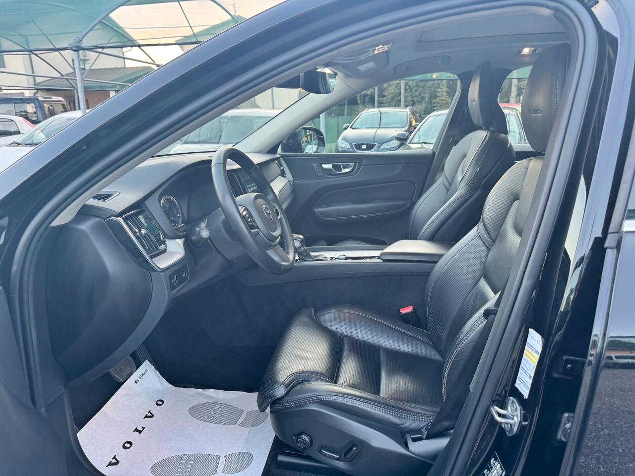 Volvo XC 60 2020 2.0 t5 Inscription awd geartronic my20
