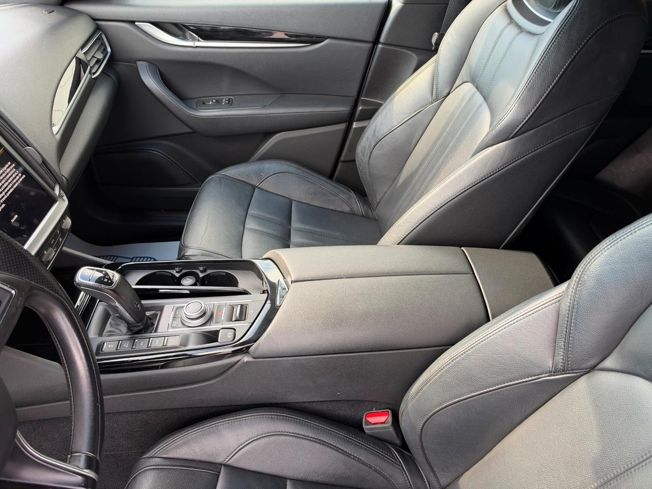 Maserati Levante GRANDSPORT 350CV