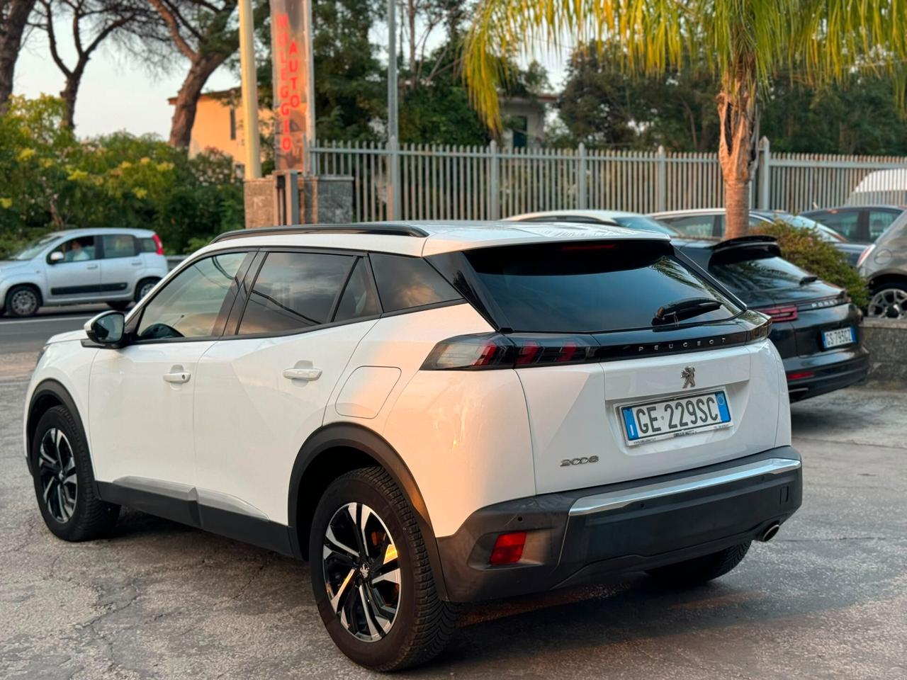 Peugeot 2008 BlueHDi 110 S&S Allure Pack