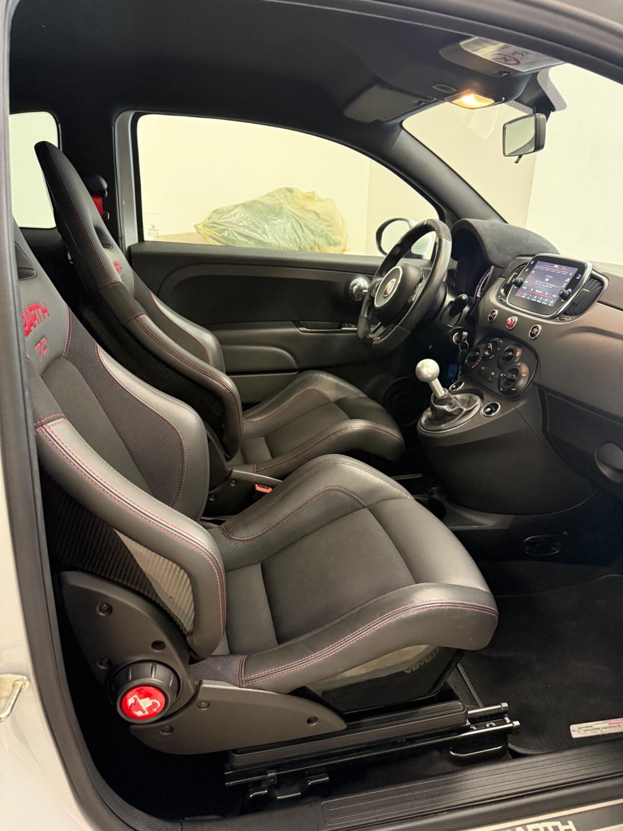 Abarth 595 1.4 Turbo T-Jet 180 CV Esseesse