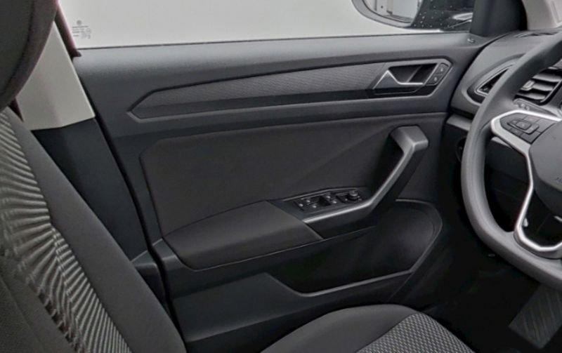 Volkswagen T-Roc 2.0 TDI SCR Life App Connect Winter Pack 16"