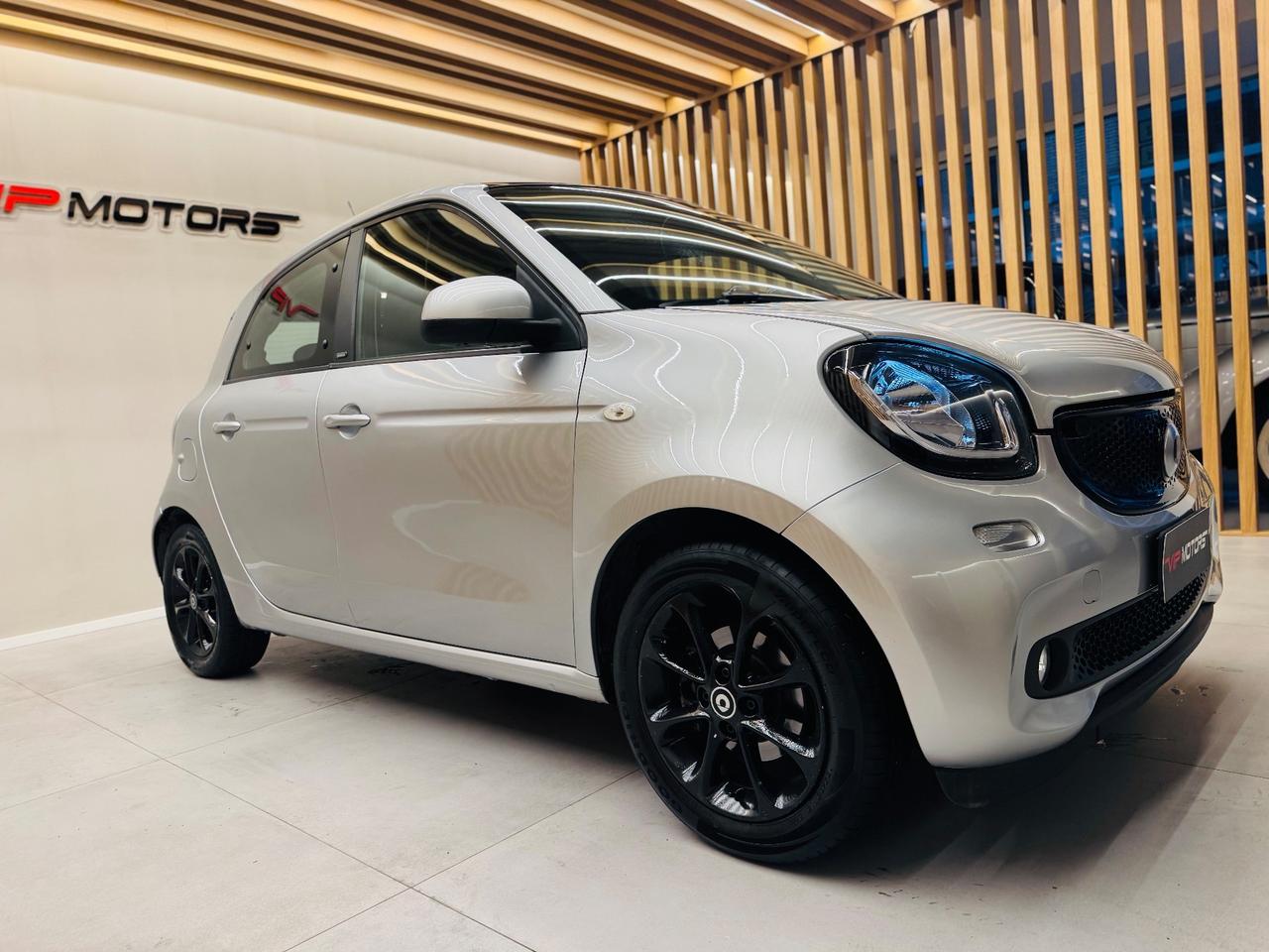 Smart ForFour 70 1.0 twinamic Passion SILVER AUTOMATICA