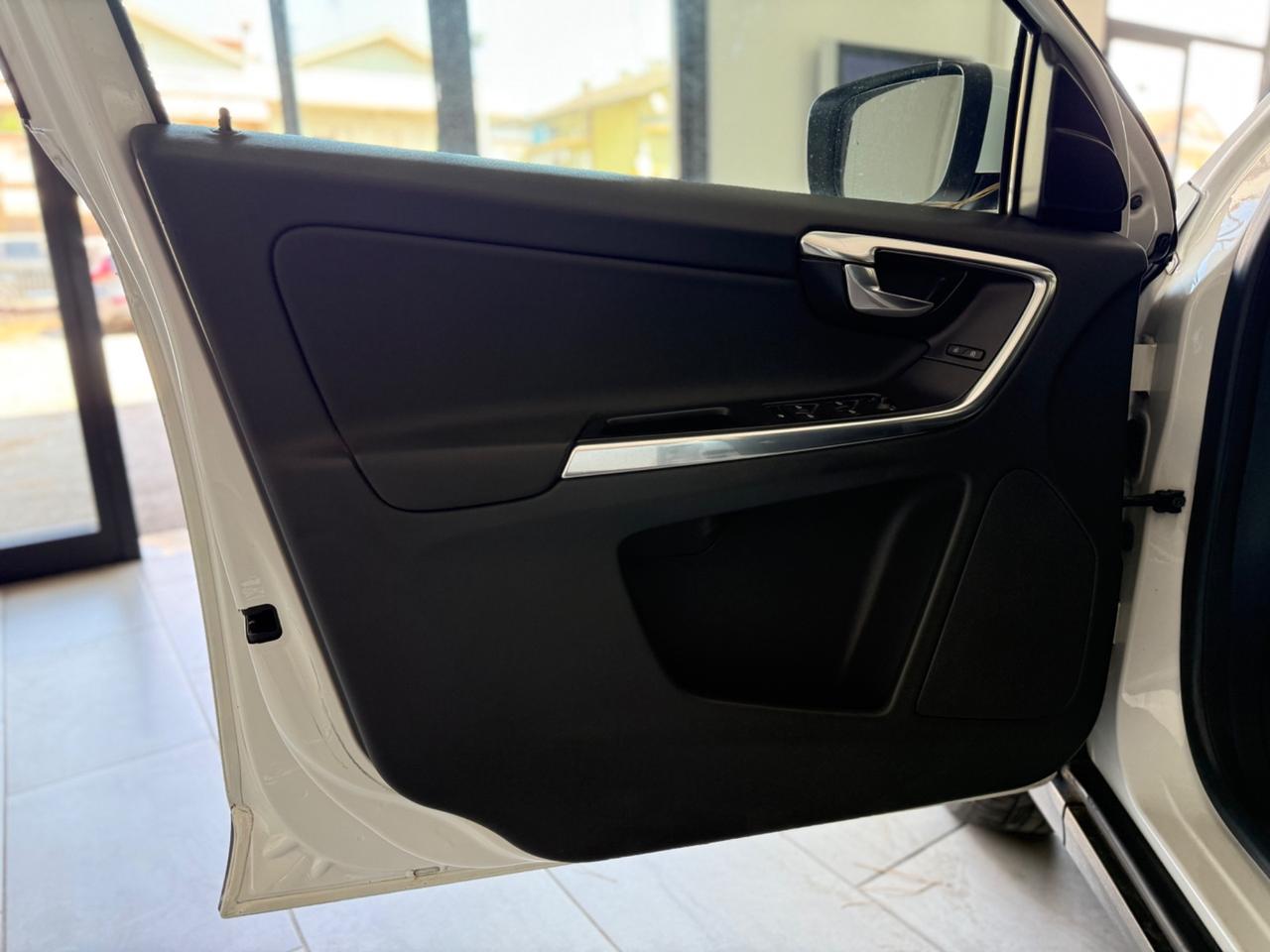 Volvo XC60 D4 Summum