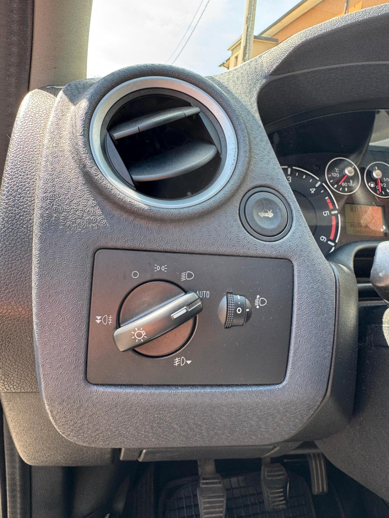 Ford Fusion 2009 1.4 DIESEL OK NEOPATENTATI