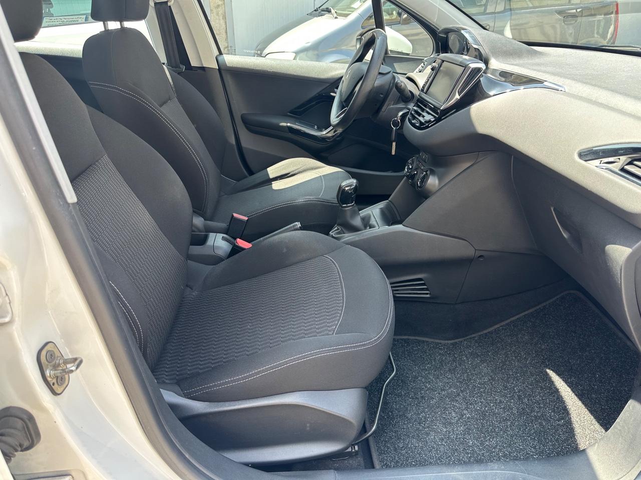 Peugeot 208 PureTech 82 5p. GPL NEOPATENTATI