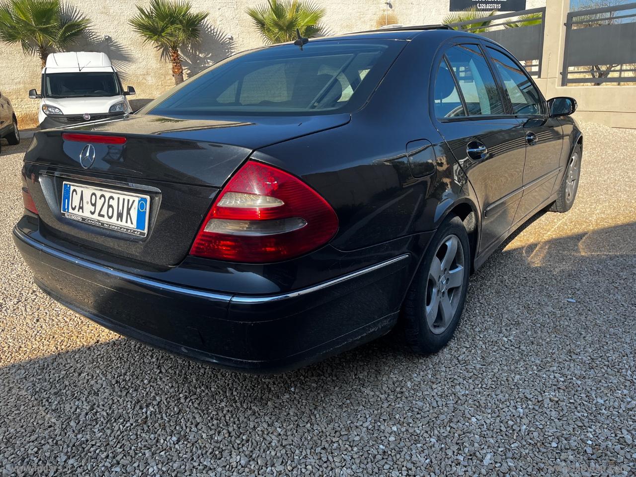 MERCEDES-BENZ E 220 CDI Avantgarde AUTOMATIC