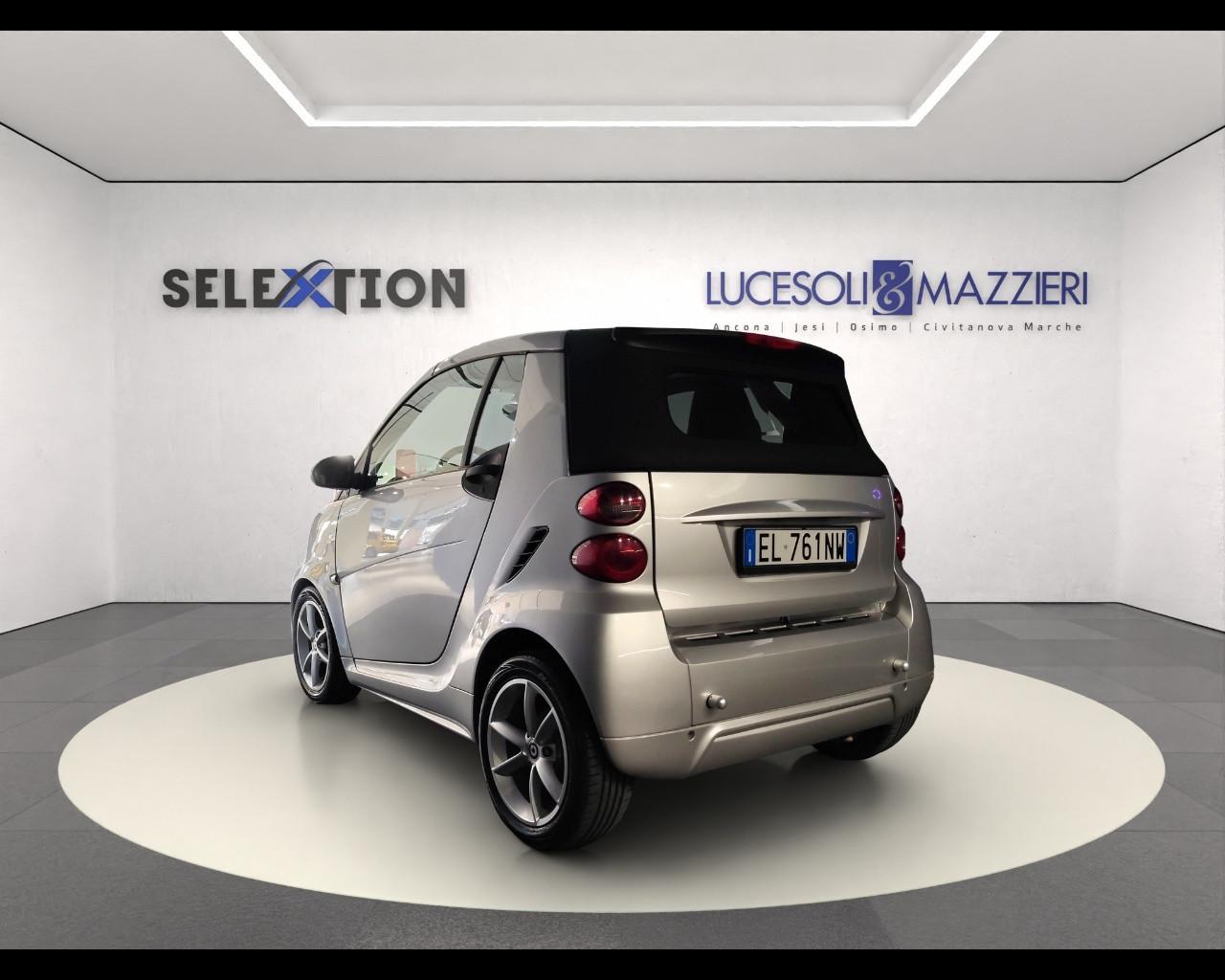 SMART fortwo 2ª serie - fortwo 1000 52 kW MHD cabrio pure