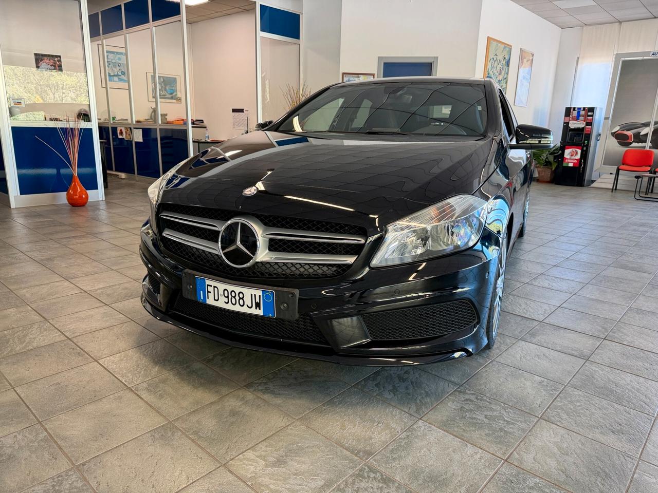 Mercedes-benz A 200 Premium