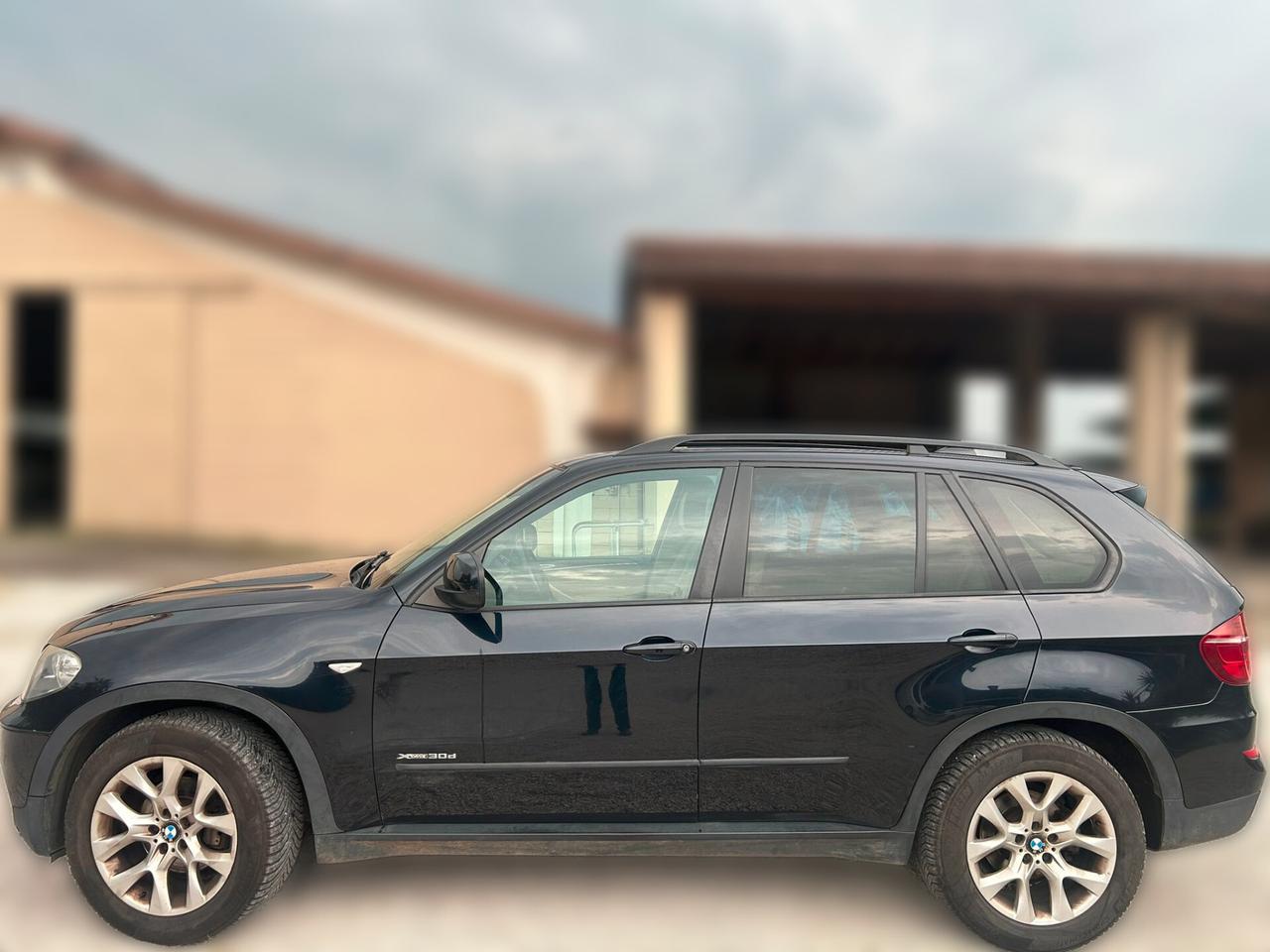 Bmw X5 xdrive30d auto 8m E5