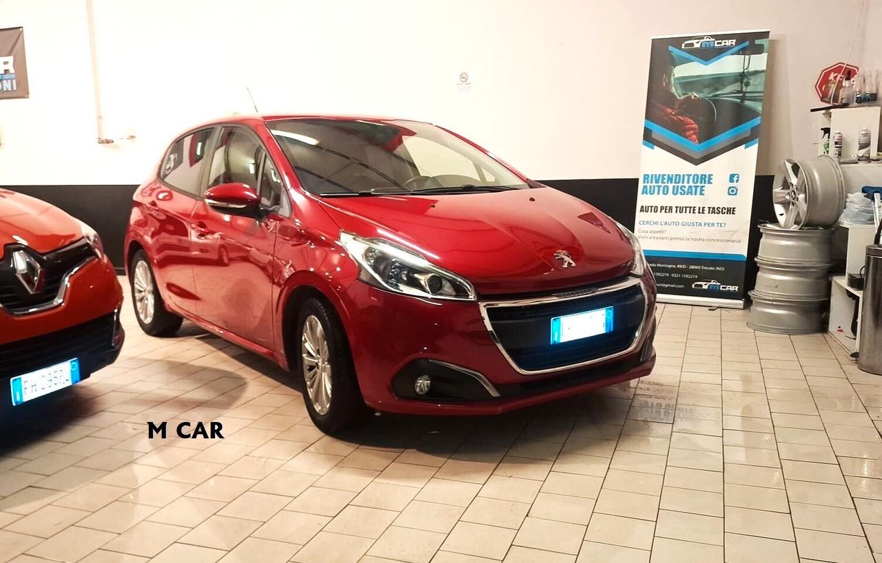 Peugeot 208 PureTech 82 5 porte Allure