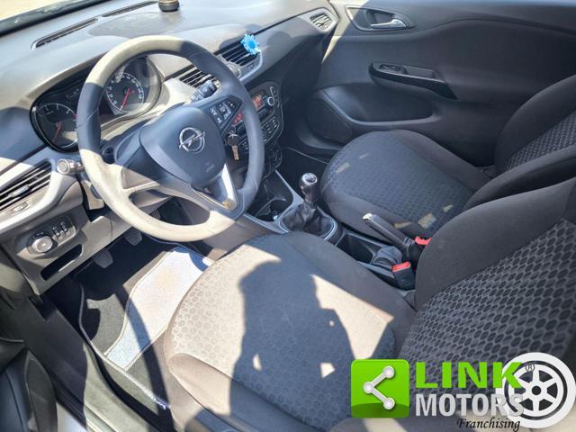 OPEL Corsa 1.2 Coupé b-Color