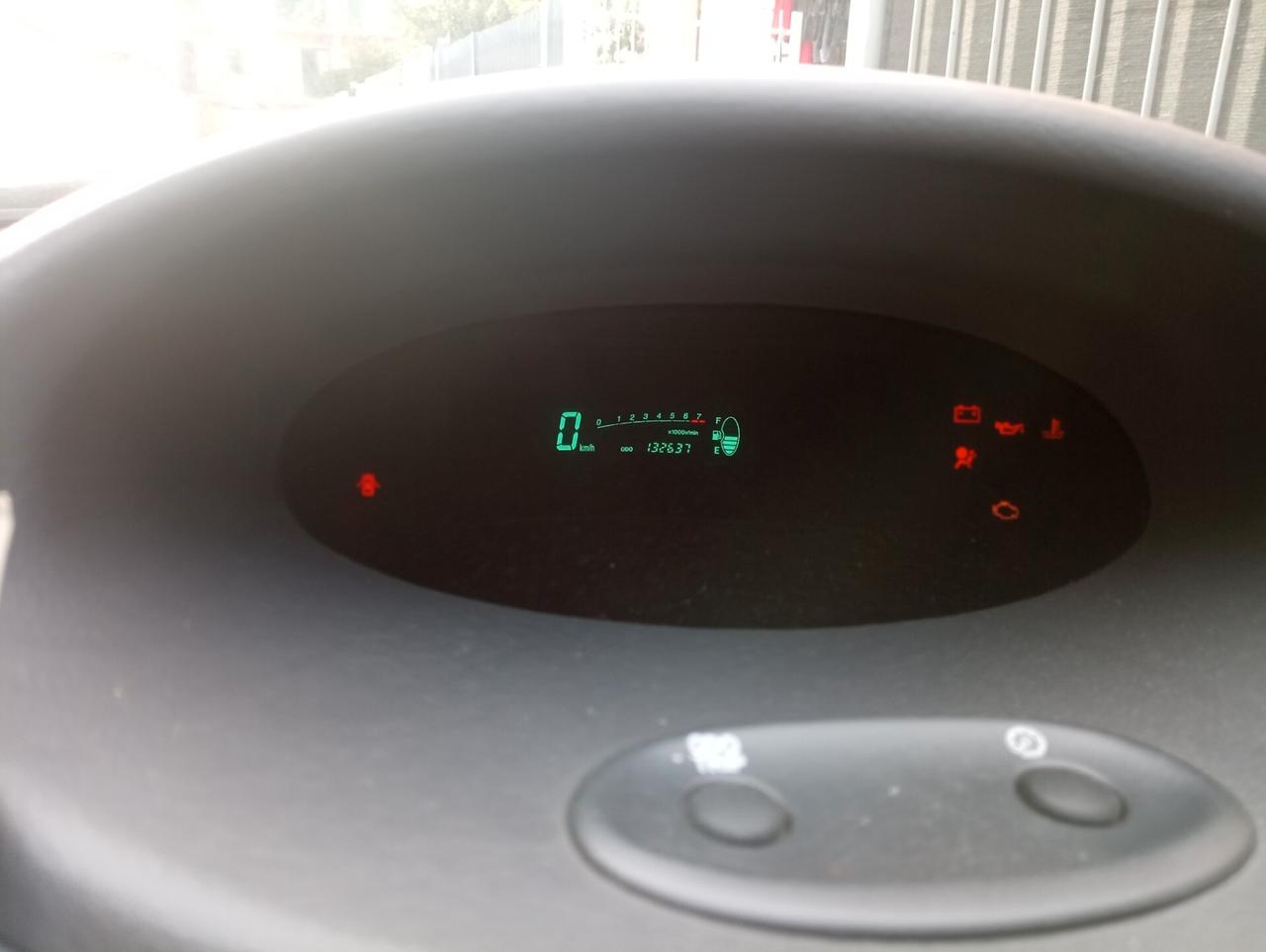 Toyota Yaris 1.0i 16V cat 3 porte Sol prov nord