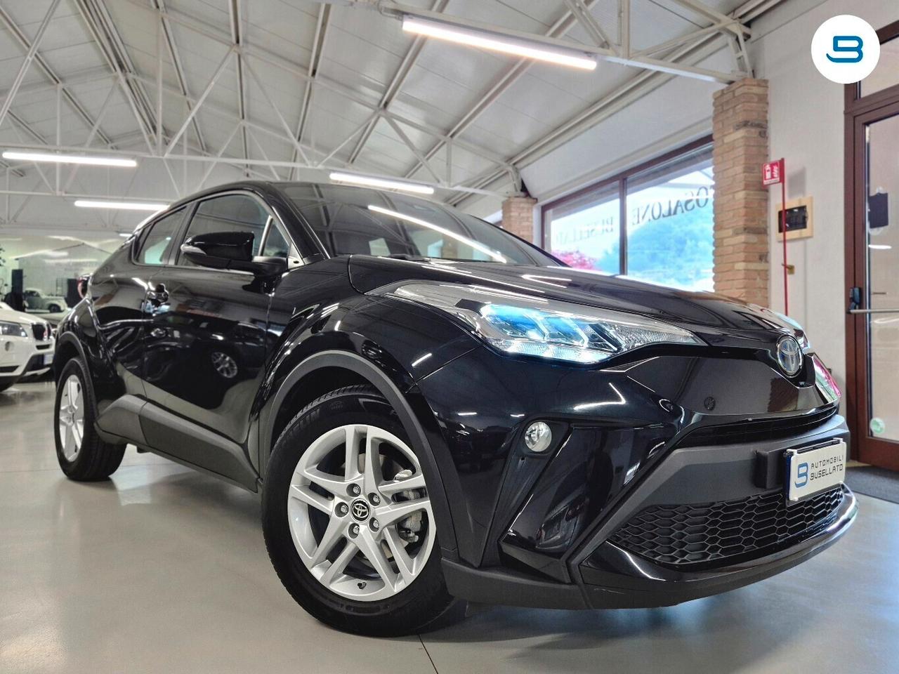 Toyota C-HR 1.8 Hybrid E-CVT Business