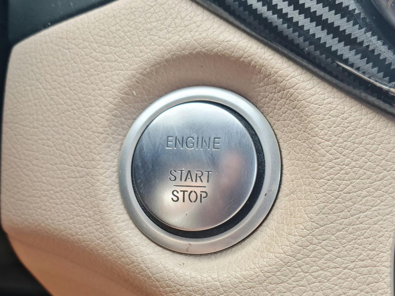 Mercedes-Benz CLA 180 BLUE EFICENCY PREMIUM #6083