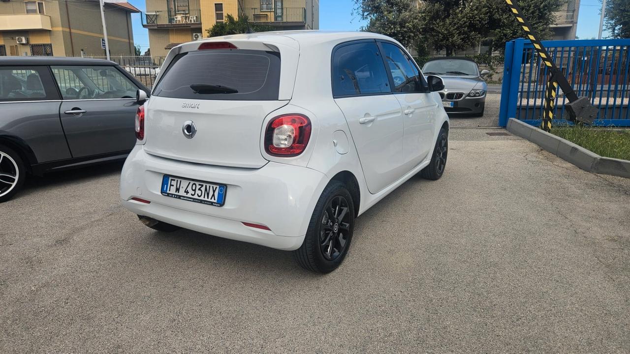 Smart ForFour 70 1.0 Passion