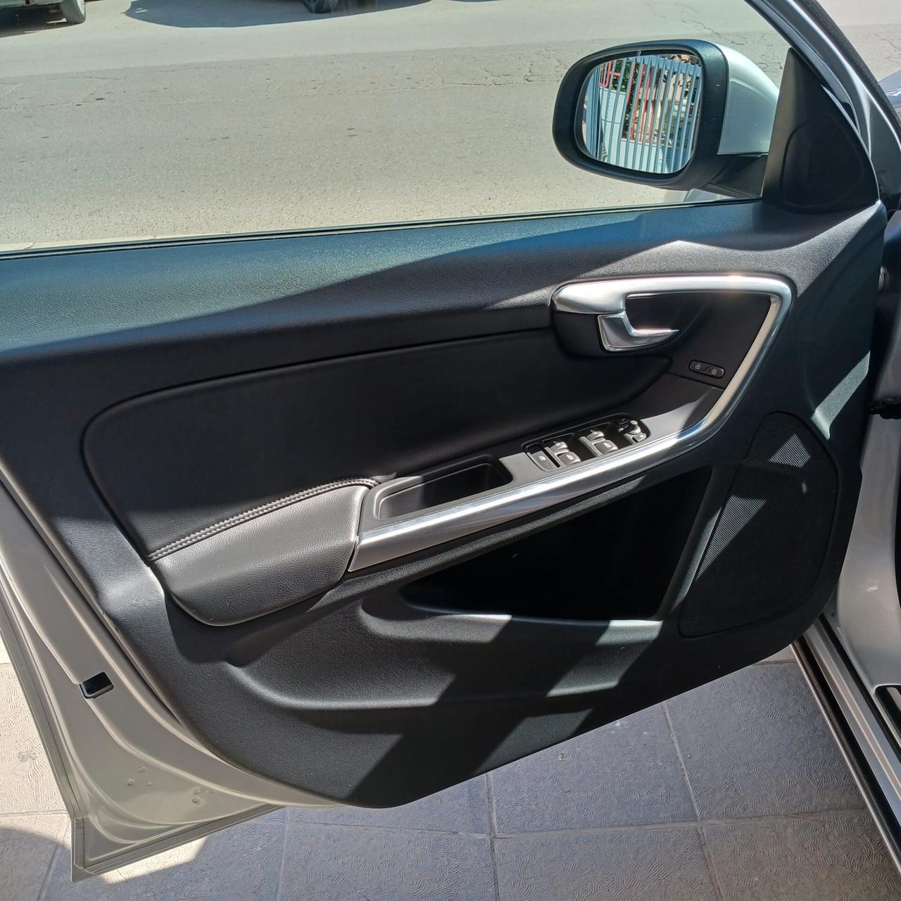 Volvo V60 D3 Kinetic