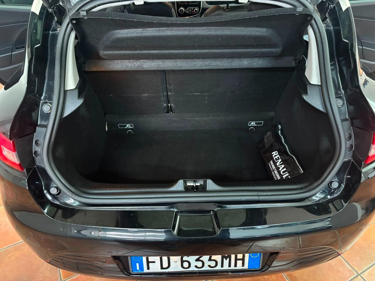 RENAULT CLIO 2016 BI-COLORE AUTOMATICA 1.5 DIESEL