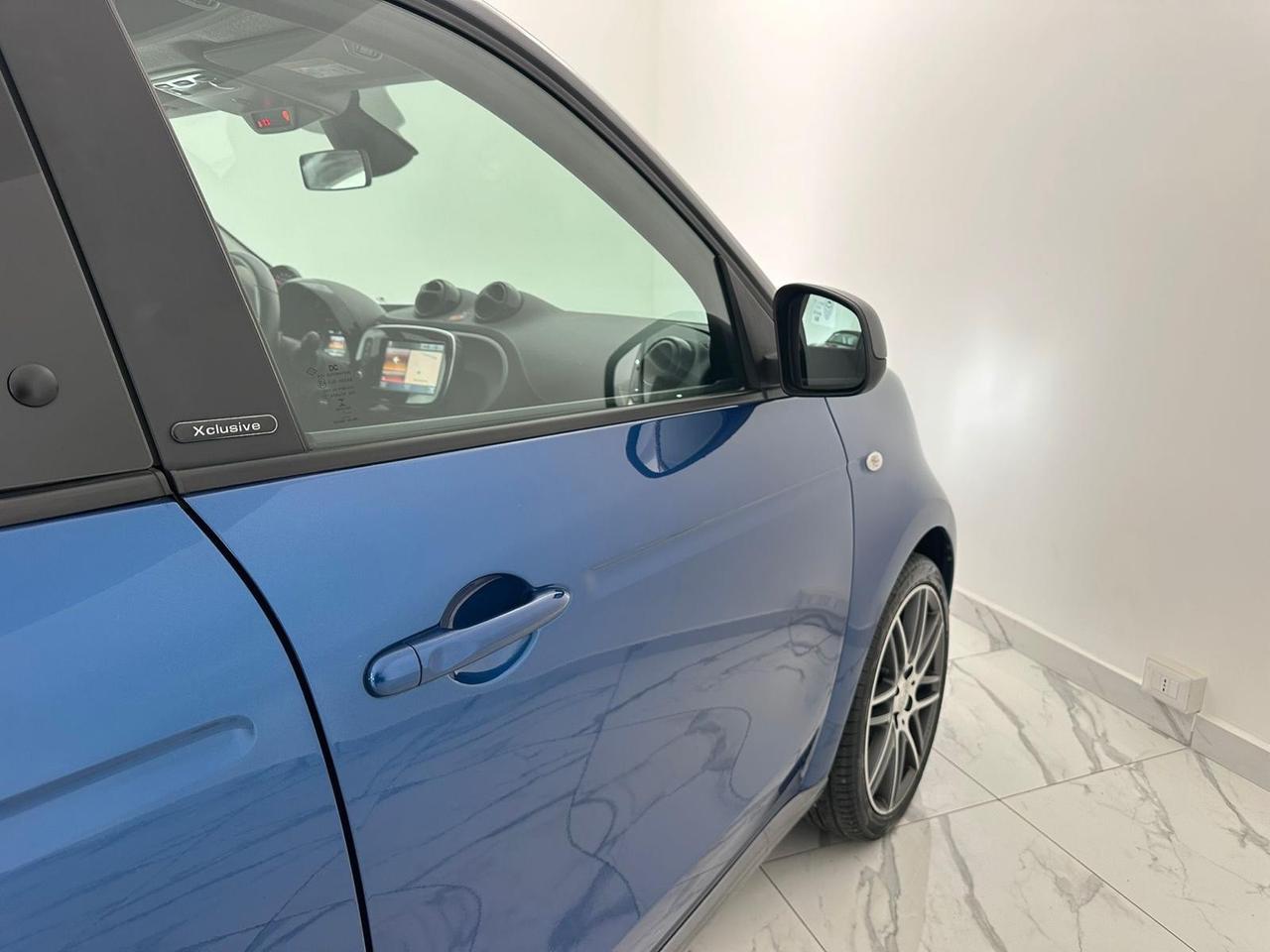 SMART FORFOUR BRABUS XCLUSIVE 109 CV 25.000 KM TETTO/JBL/PANORAMA