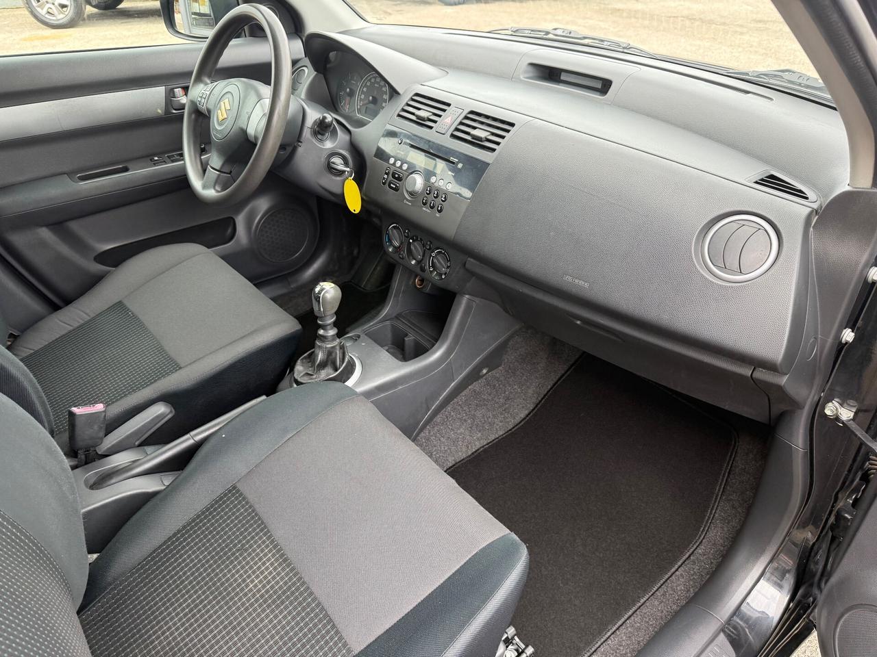 Suzuki Swift 1.3 DDiS 5p. GLX