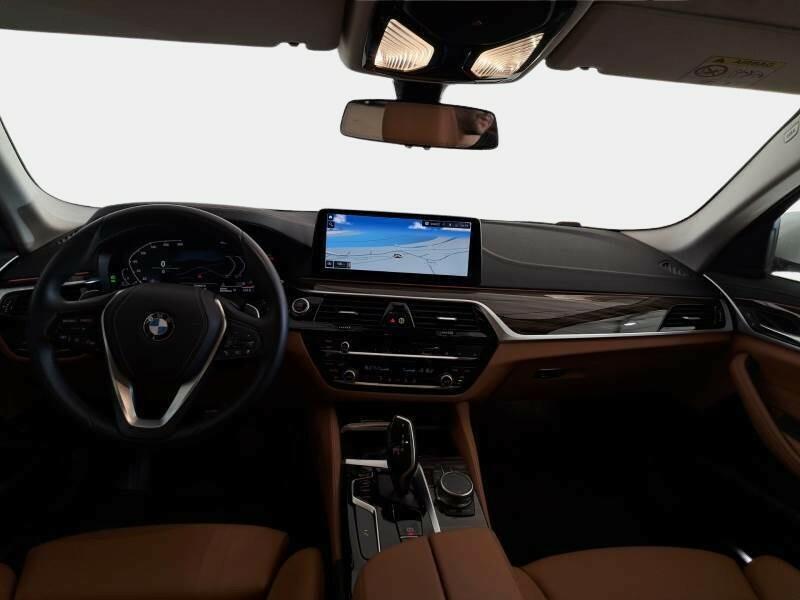 BMW 520 XDRIVE LUXURY AUTO MH48V TOURING STATION WAGON