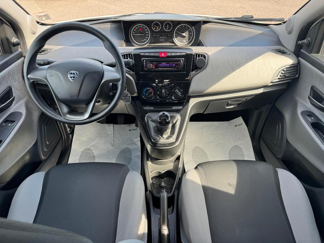 Lancia Ypsilon 1.2 BENZINA 69CV S&S SILVER 2012