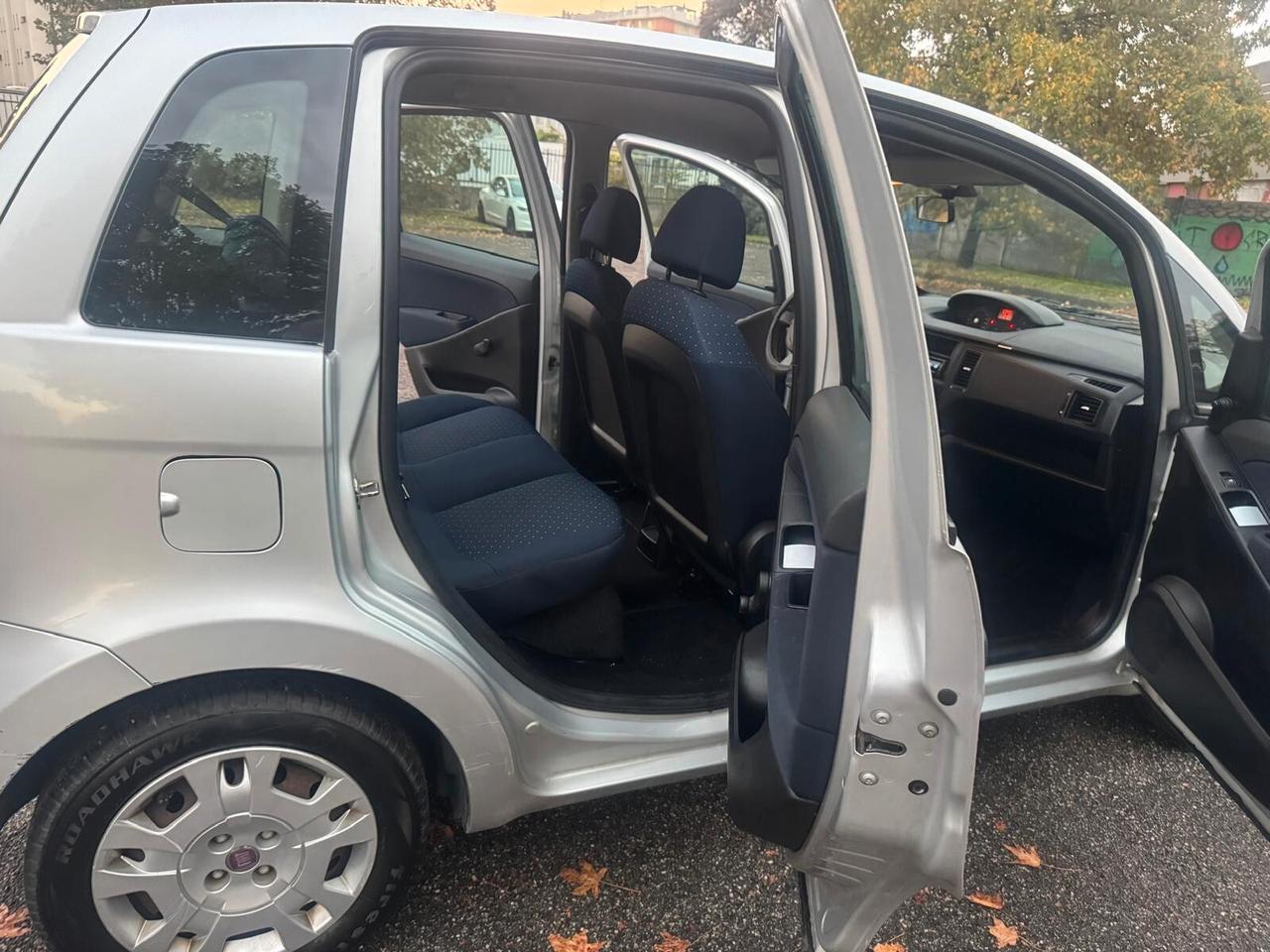 Fiat Idea 1.4 16V S&S Emotion