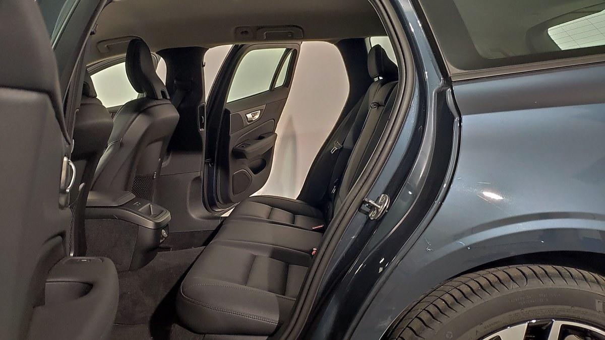 VOLVO V60 B4 Mild Hybrid Automatico Core