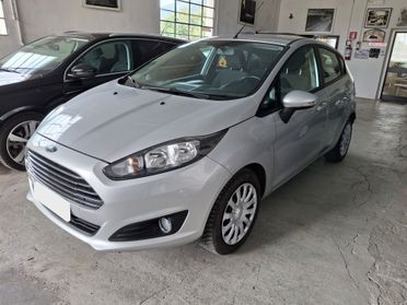 Ford Fiesta 1.4 5p. Bz.- GPL Titanium