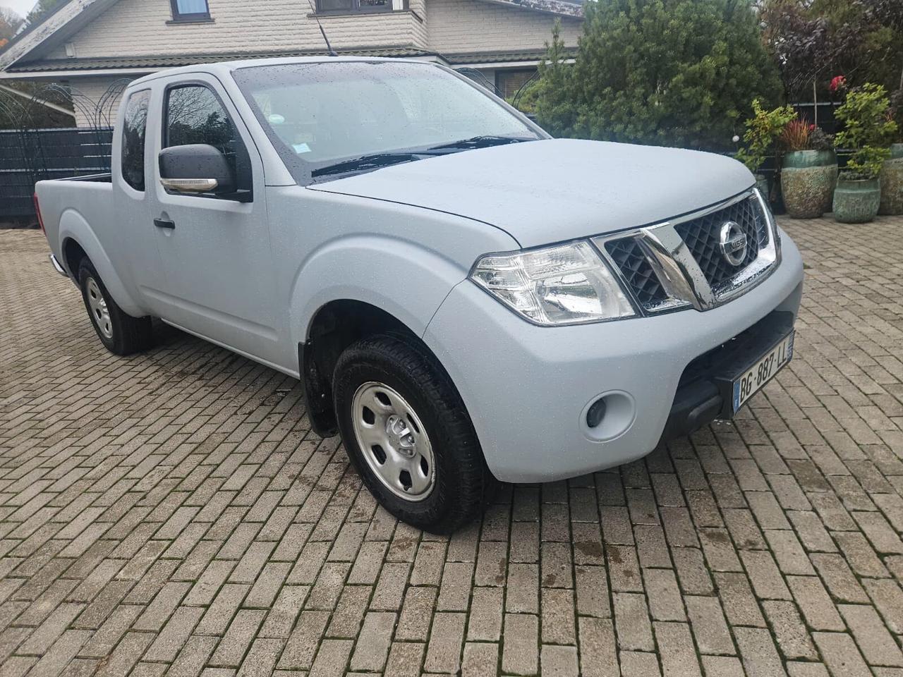 Nissan Navara 2.5 dCi 190CV 2 porte King Cab Sport