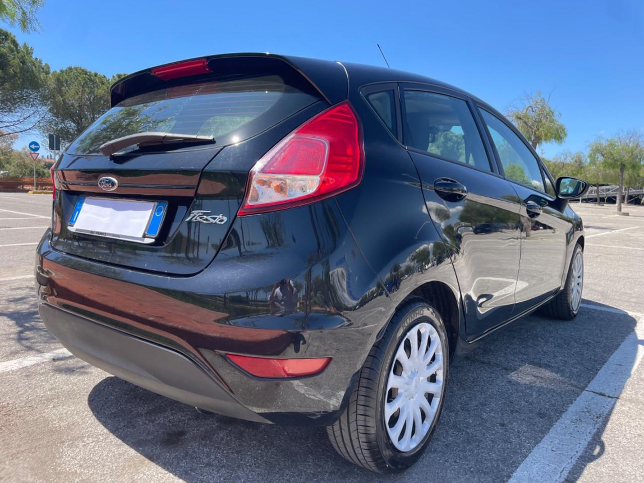 Ford Fiesta 1.5 TDCi 75CV 5 porte Titanium