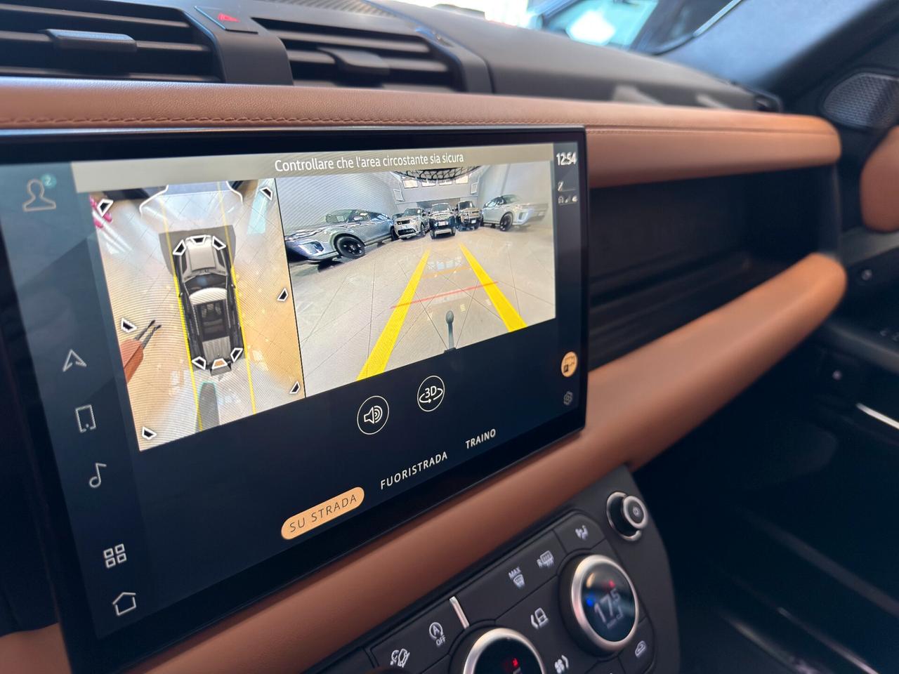 Land Rover Defender 110 3.0D I6 250 CV AWD Auto X-Dynamic HSE GANCIO TRAINO TETTO APRIBILE